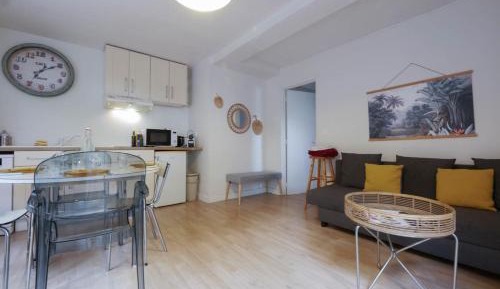 Deluxe One-Bedroom Apartment with Garden View