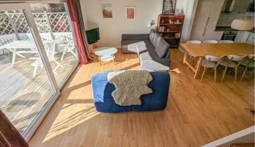 Three-Bedroom Holiday Home 