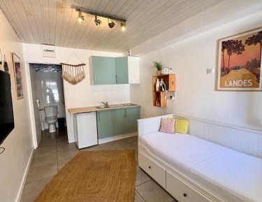 Studio Apartment