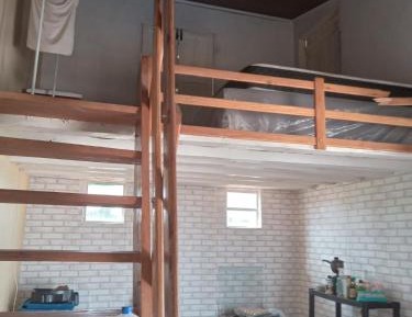 One-Bedroom House