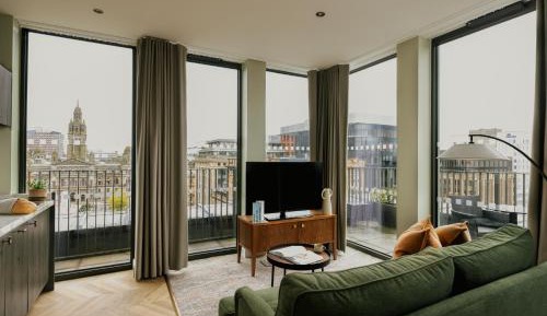 Penthouse One Bedroom Apartment