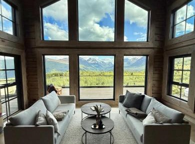 Superior Chalet