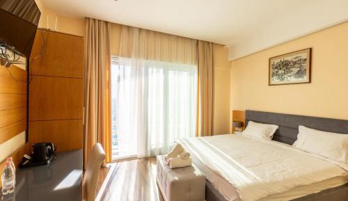 Double Room with Balcony and Sea View
