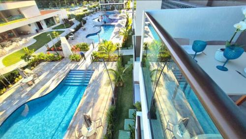 Apartment with Pool View 