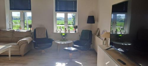 Standard Twin Room with Sofa