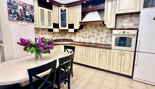One-Bedroom Family Apartment