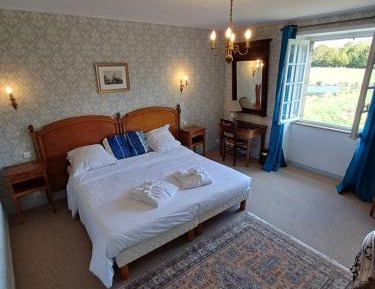 Character Double Room