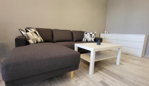 One-Bedroom Apartment with Balcony