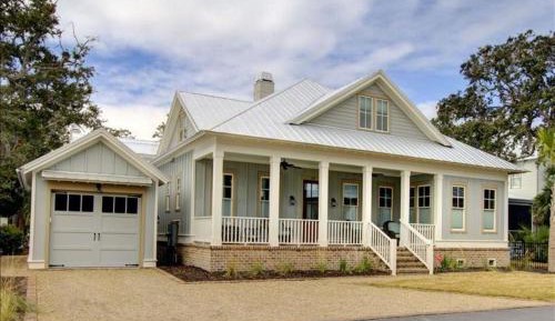 Four-Bedroom Holiday Home