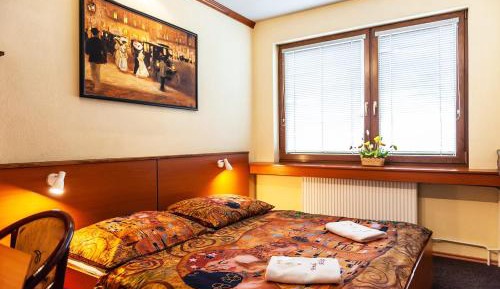 Two-Bedroom Suite