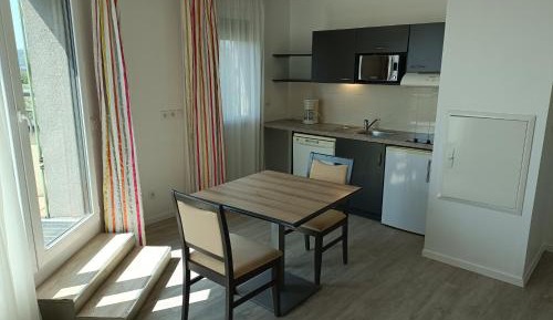 Studio with Terrace