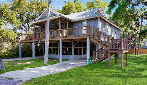 Four bedroom holiday home 