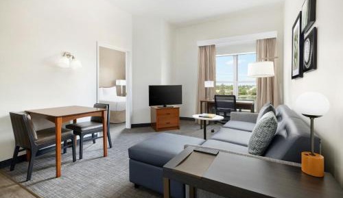 One-Bedroom Queen Suite with Sofa Bed