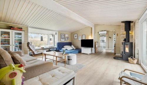 Four-Bedroom Holiday Home