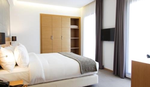 One-Bedroom Suite