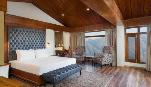 Premium Room with Valley View
