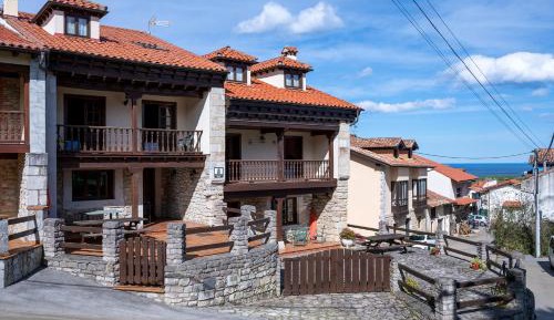 Six-Bedroom House