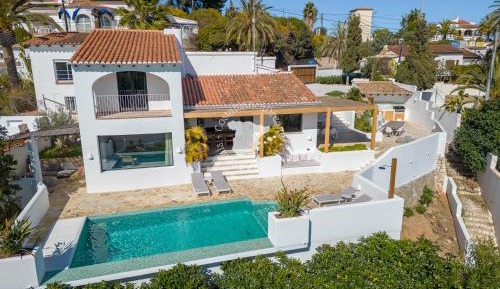 Villa with Sea View