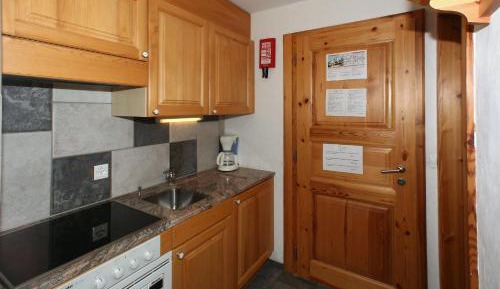 Studio (2 Adults)