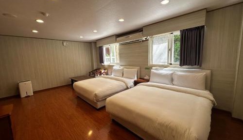 Comfort Quadruple Room