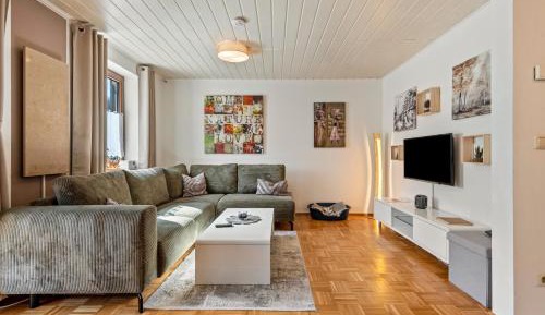 Superior One-Bedroom Apartment