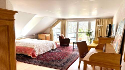 Double Room with Lake View