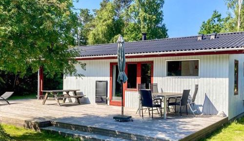 Three-Bedroom Holiday Home 