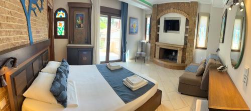 Double Room with Extra Bed