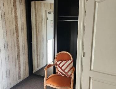 Twin Room with Private Bathroom