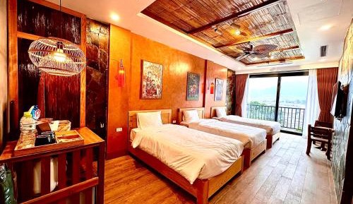 Triple Room with Balcony