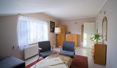 Triple Room with Shared Bathroom