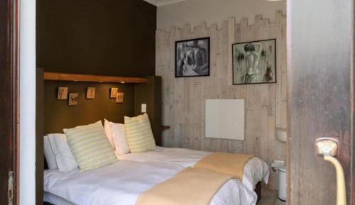 Comfort Twin Room
