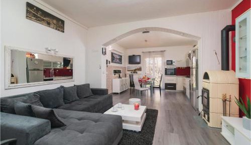 Four-Bedroom Holiday Home