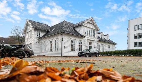 Two-Bedroom Villa