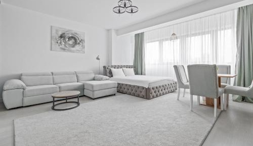 King Studio with Sofa Bed