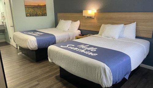 Queen Room with Two Queen Beds - Non-Smoking
