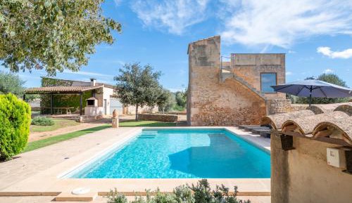 Villa with Garden View