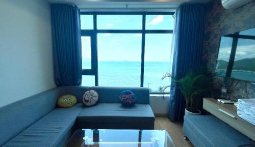 Two-Bedroom Apartment with Ocean View