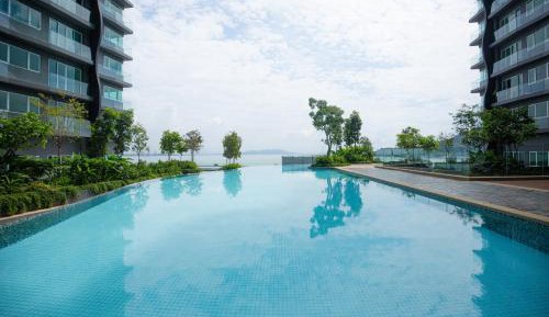 Three-Bedroom Apartment with Sea View
