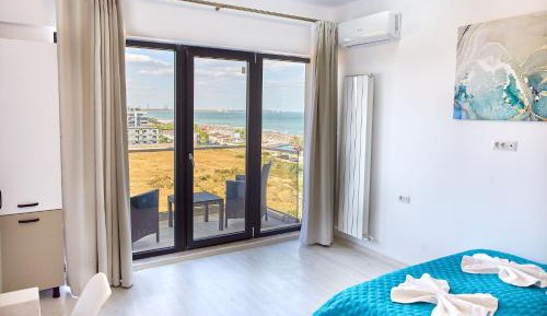 Studio with Balcony