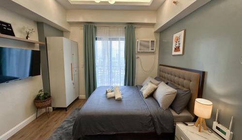 Deluxe Queen Studio 