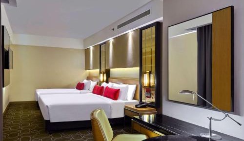 Executive King Suite - Non-Smoking