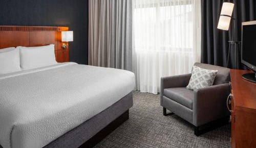 King Suite with Sofa Bed