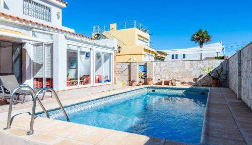 Villa with Sea View