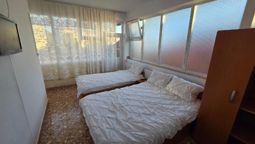 Triple Room with Balcony