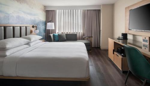 Guest King Room