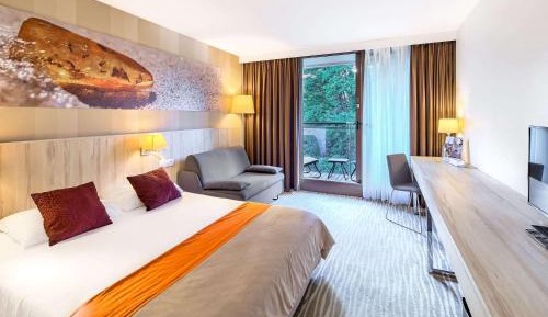 Classic Double Room with Sofa