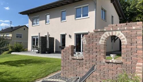 One-Bedroom Holiday Home