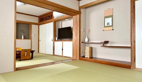 Japanese-Style Room