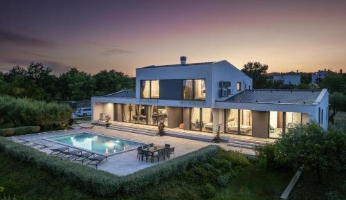 Deluxe Villa